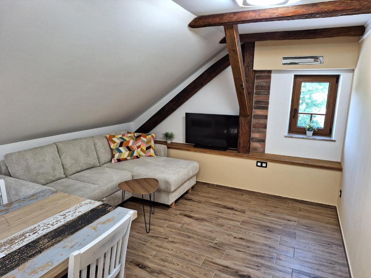 Trate Apartment